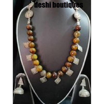 Picture of Beautiful  Antic jwellery sets  for women