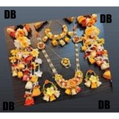 Picture of Artificial Flower Bridal Jwellery set 16 pieces