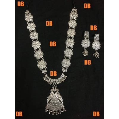 Picture of Beautiful  Antic jwellery sets  for women