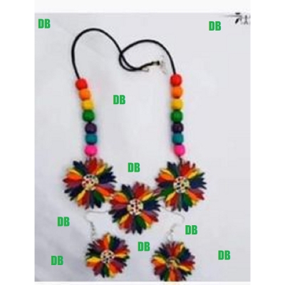 Picture of Hand painting Wooden exclusive Jewellery set