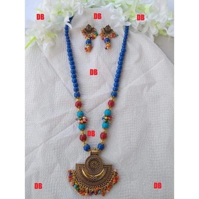 Picture of Beautiful  Antic jwellery sets  for women