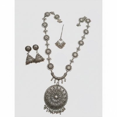 Picture of Beautiful  Antic jwellery sets  for women
