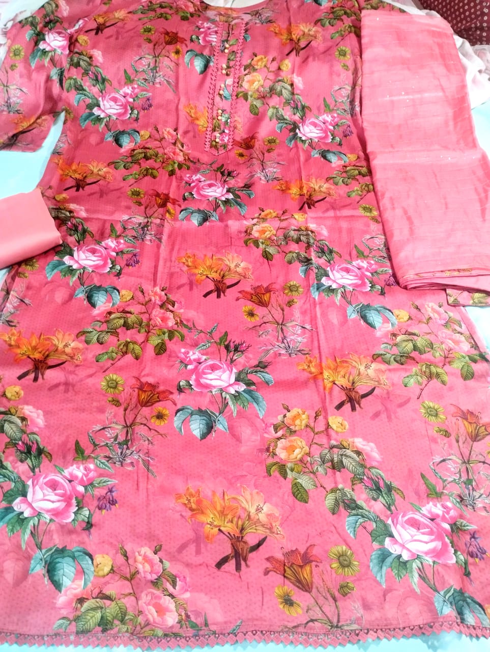 Picture of Three pic Salwer kameez Maroon