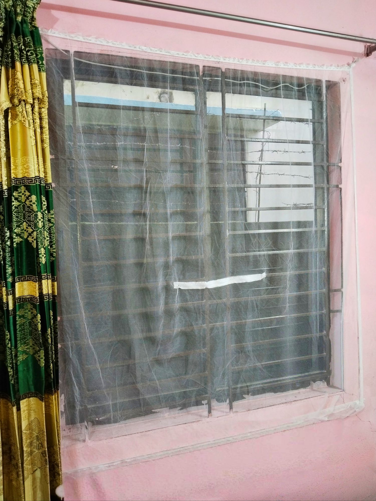 Picture of Anti Mosquito Window Net with Zipper 5/5.5 Feet | White Premium Quality Mosquito Net for Window | Washable & Easy to Install | Smart Home Protection