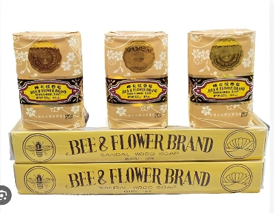 Picture of Bee & Flower Soap Bar Sandalwood Soap Moisturizing Bath Bar Soap Nourishes Your Skin 4.4 oz(Pack of 4)