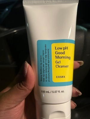 Picture of COSRX Low pH Good Morning Gel Cleanser [150ml]