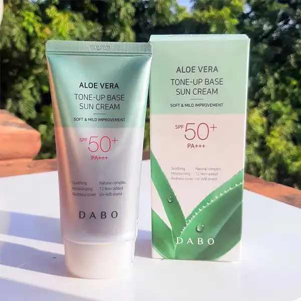 Picture of Dabo Aloe Vera Tone-Up Base Sun Cream SPF50+
