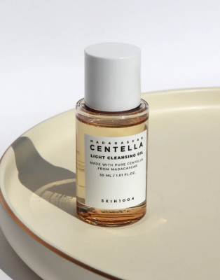 Picture of SKIN1004 Madagascar Centella Light Cleansing Oil 30ml