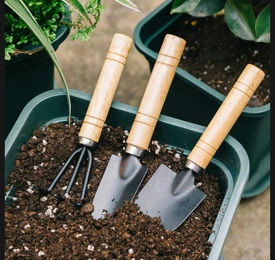Picture of 3pcs Mini Garden Shovel Rake Spade Bonsai Tools Set Wooden Handle for Flowers Potted Plant Garden Tools Weeding Tools - Black