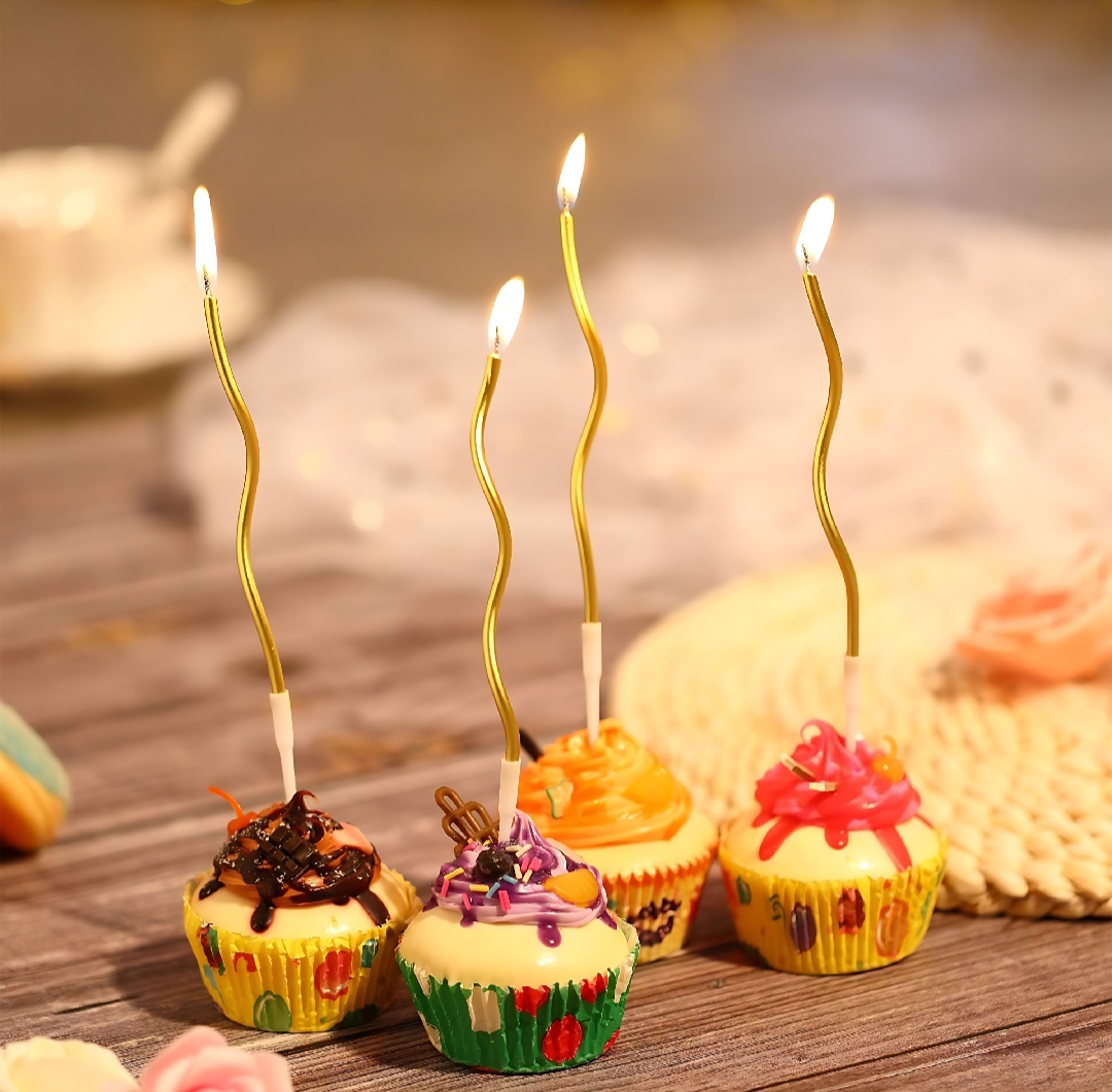 Picture of Spiral Twisty Gold Long Stick Metallic Candle for Birthday, Wedding Party, and Cake Decoration - (Pack of 06 Pcs) - Gold