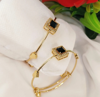 Picture of New Super Trending Design Shining Beads Adjustable Bracelets For Women & Girls-1pcs/Simple stylish  Bracelet For Woman/Elegant Stylish Bracelet For Woman and girls-1pcs