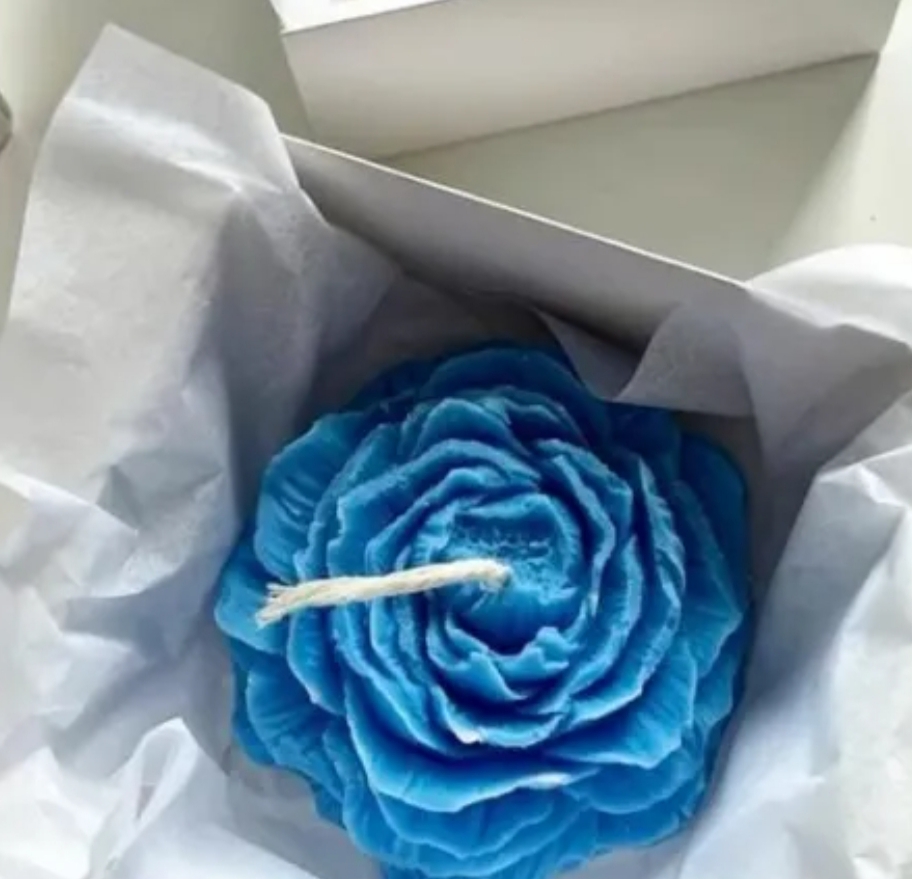 Picture of Elegant Floral Design peony candle-1pc