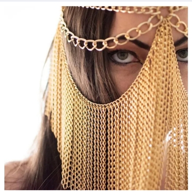 Picture of Ensemble Yourself - Upscale Need - Fabe chain perineum quality fashionable stylish - Sensible - Must Have - Understated Sophistication - Gold