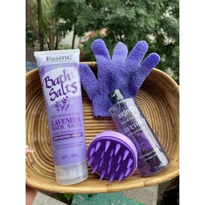 Picture of Shower combo ( bath salt levende + shower gel levender + hand glove+ brush)