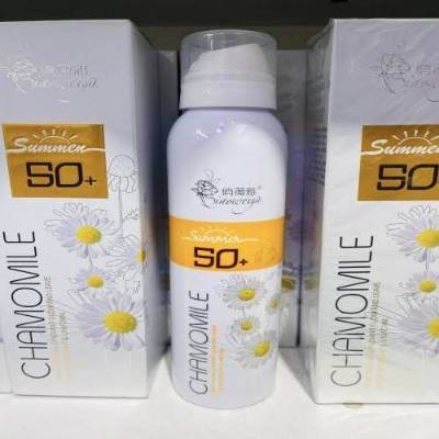 Picture of Chamomile Essence Shoothing, Moisturizing, Isolating And Protecting Sunscreen Spray SPF 50++