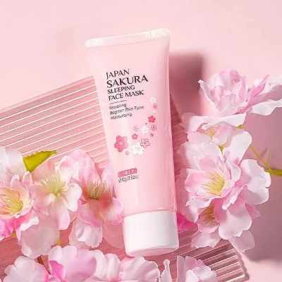 Picture of Laikou Japan Sakura Sleeping Face Mask 80g