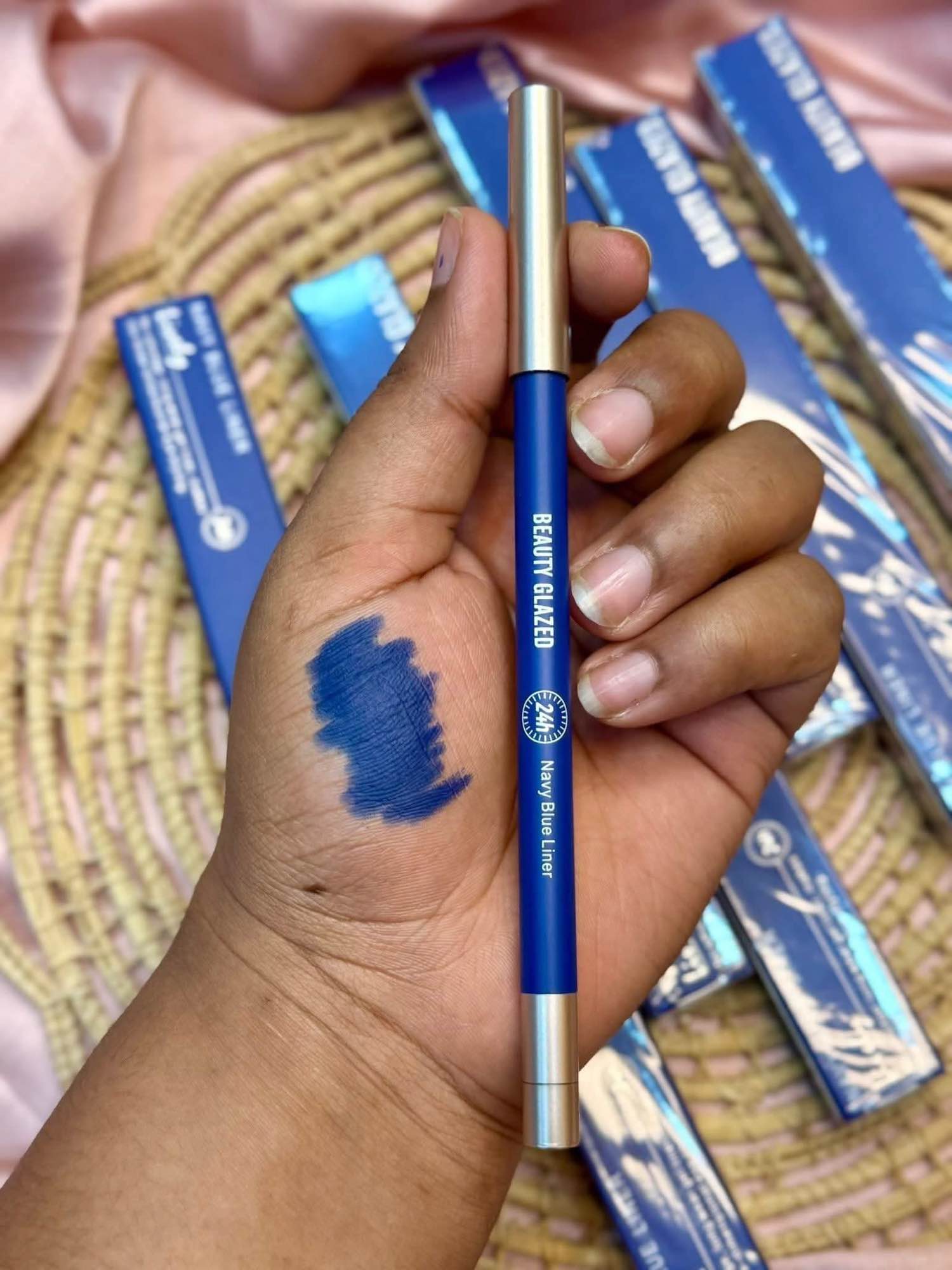 Picture of BEAUTY GLAZED PURE NAVY BLUE KAJAL LINER-LIVELY