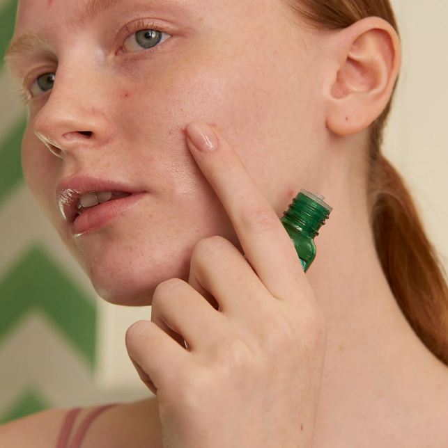 Picture of The Body Shop Tea Tree Oil 10ml Green