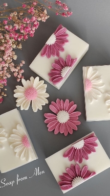 Picture of Handmade Luxury Soap – Delicate Sculpted Petals & Botanical Beauty, 120gm