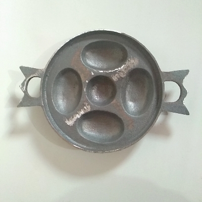Picture of Versatile Cake Pan Set - Includes 5 Different Shaped Pans For Baking Various Cakes And Desserts