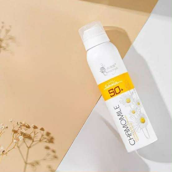 Picture of Chamomile Essence Shoothing, Moisturizing, Isolating And Protecting Sunscreen Spray SPF 50 new