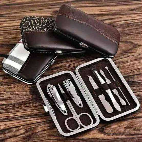 Picture of Manicure 7 pcs in 1 Set Stainless Steel Pedicure Set Nail Scissors neew