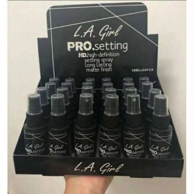 Picture of L,A G,irl Makeup Setting spray Long Lasting Matte Finish .. new