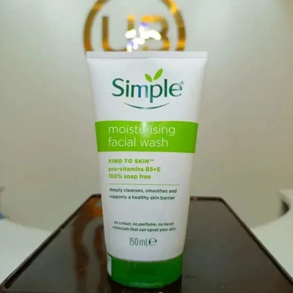 Picture of Simple Moisturising Facial Wash 150ml