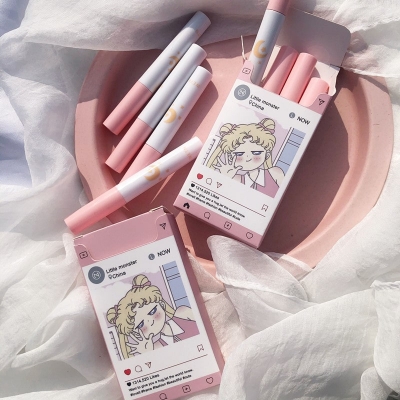 Picture of Little Monster 8 pcs  in 1 box lipstick