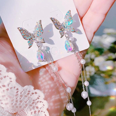 Picture of Butterfly Fashion Korean Shining Earrings for Women