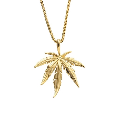 Picture of Premium Quality - Men's Design Matte Necklace For Man Maple Leaf Choker Pendant Men Necklace - Couture - High-end - Elite Expression