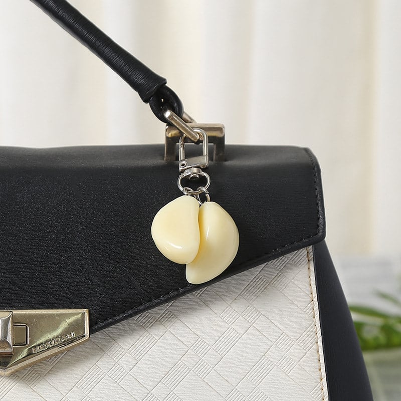 Picture of Garlic slice Keychains, novelty keychains, Garlic keyrings, birthday gifts,Tween gifts, teen gifts, Garlic gifts