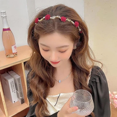 Picture of Rose Pearl Headband Hair Accessories Headdress Girls Vintage Metal Flower Pearl Red White Rose Tiara Hairbands