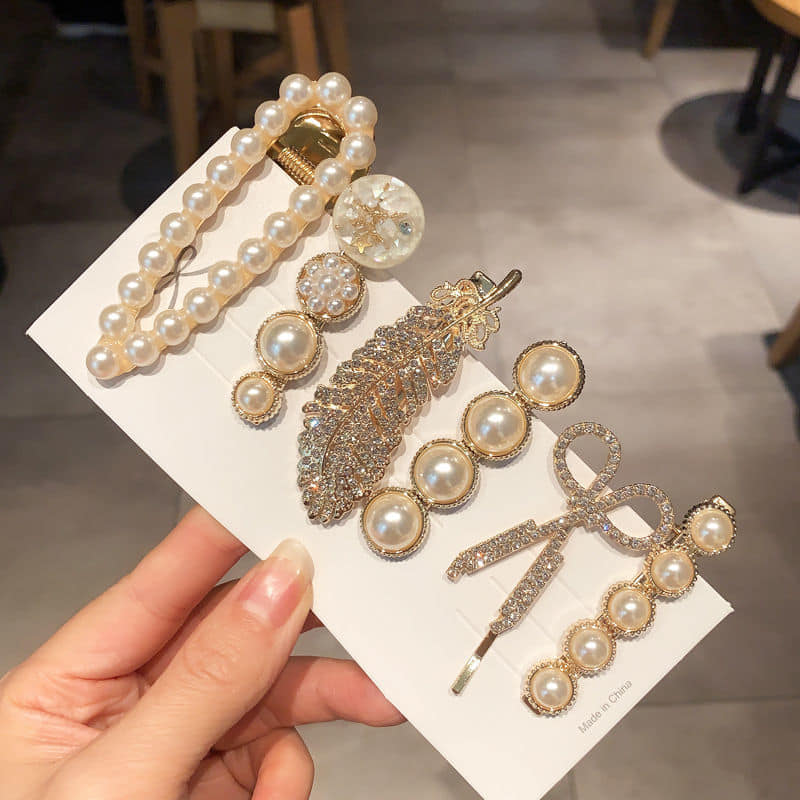 Picture of Athleisure - Avant Grade - Superb Quality - 6pcs Crystal HairClip White Pearl For Women/Girls - Trend and Needful - Well Inspired & Crafted