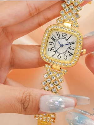 Picture of Luxury Stainless Steel  Stylish  Watch For Girls Women New