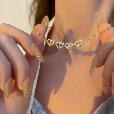 Picture of Fashion Star Love Choker Necklace Women Pendant Necklace Jewelry New Year Gifts Necklace For Women