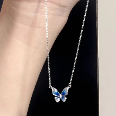 Picture of Trendy Necklaces for Women,Simple Handmade Pendant Necklaces