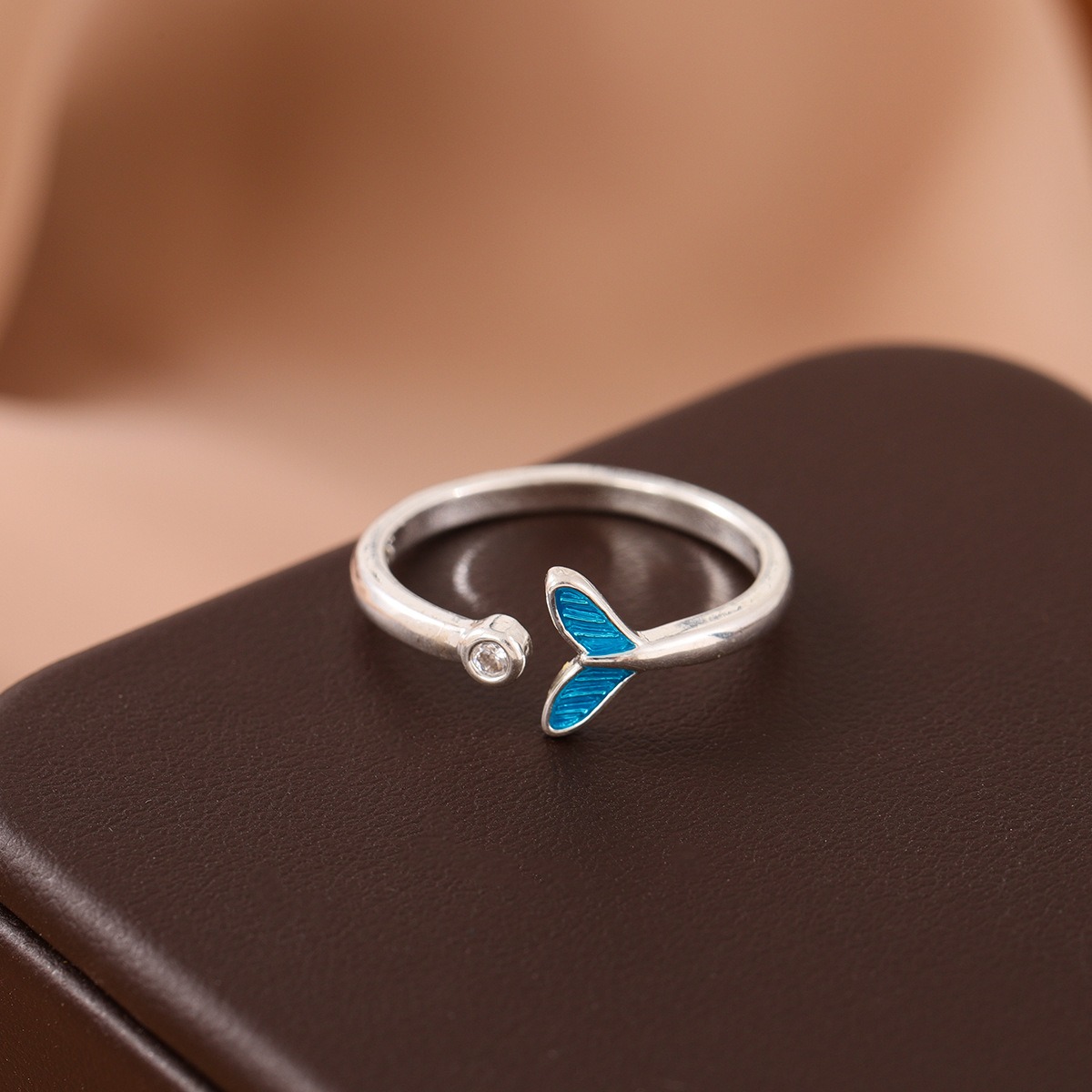 Picture of Crystal Whale Tail Open Ring Women