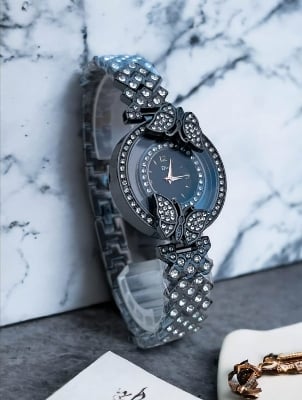 Picture of Stainless Steel Magnetic Watch For Girls - Watch For Women Buterfly