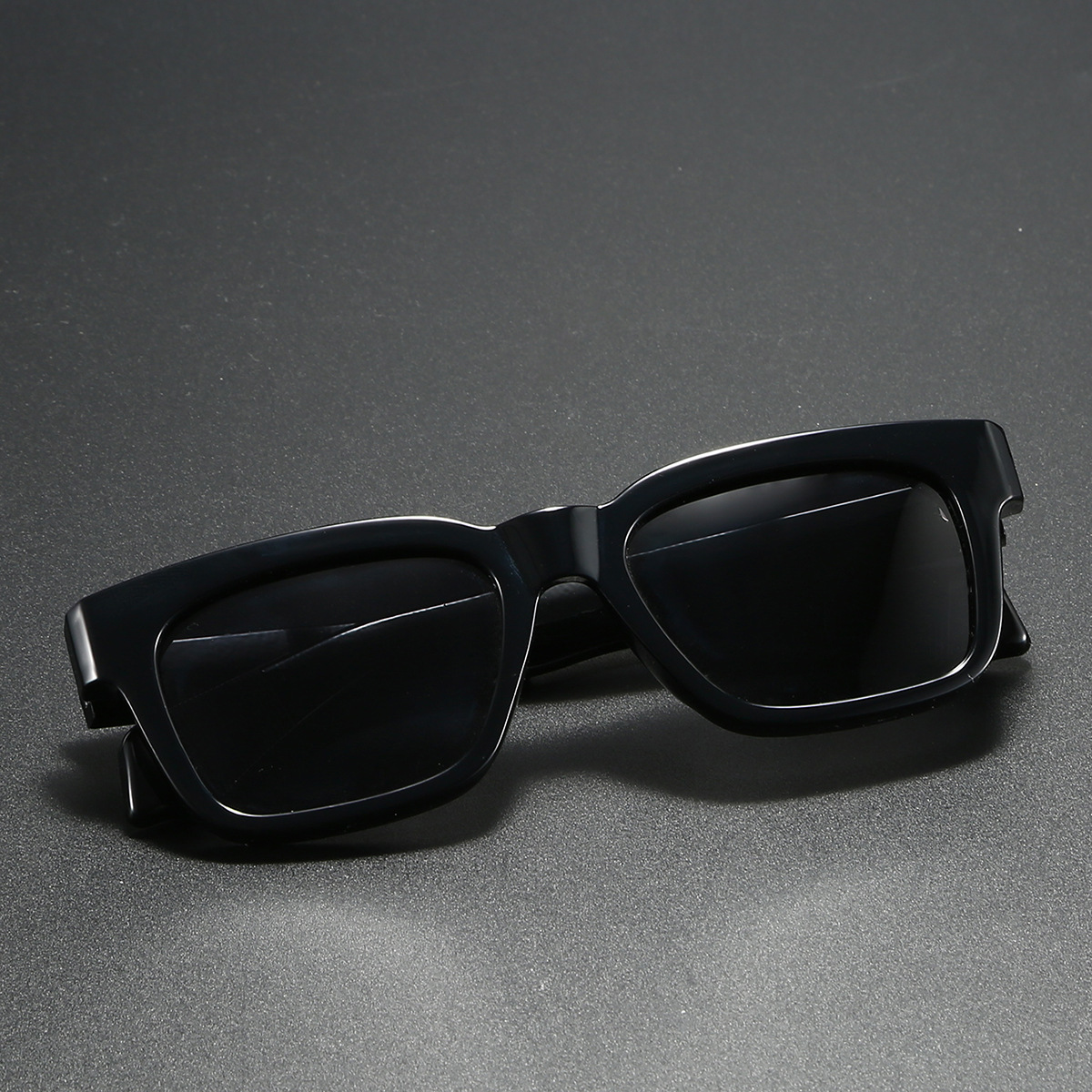 Picture of Achieve a Trendy Look with Too Stylish Black Sunglasses for Men - Very Comfortable and Fashionable, Easy to Clean - Embrace Sunglasses Fashion.