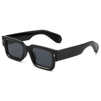 Picture of Achieve a Trendy Look with Too Stylish Black Sunglasses for Men - Very Comfortable and Fashionable, Easy to Clean - Embrace Sunglasses Fashion.