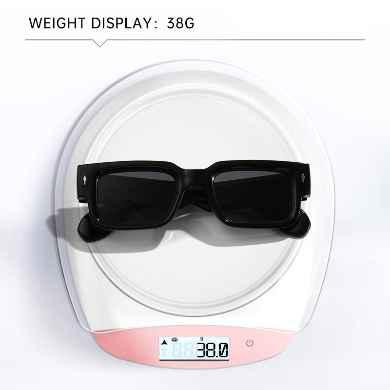 Picture of Achieve a Trendy Look with Too Stylish Black Sunglasses for Men - Very Comfortable and Fashionable, Easy to Clean - Embrace Sunglasses Fashion.
