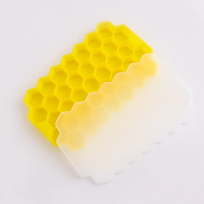 Picture of New High Quality Silicone Ice Cube Tray with Cover Food Grade Small Kitchen Appliances Ice Makers