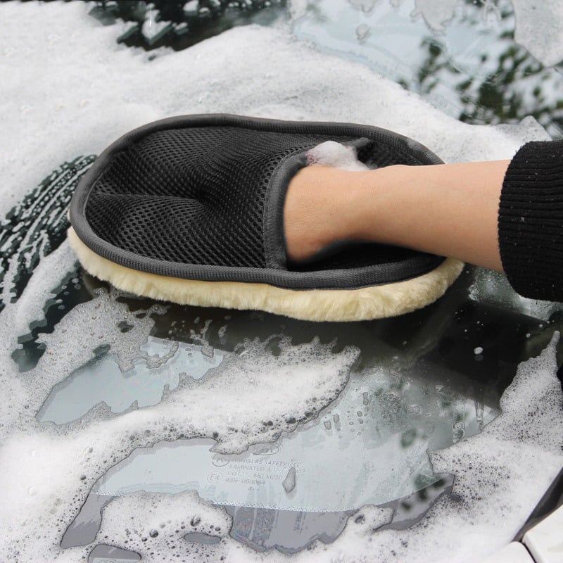 Picture of Efficient & Durable Pet Hair Catcher Glove for All Fur Types (Long/Short)