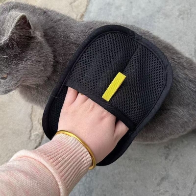 Picture of Efficient & Durable Pet Hair Catcher Glove for All Fur Types (Long/Short)
