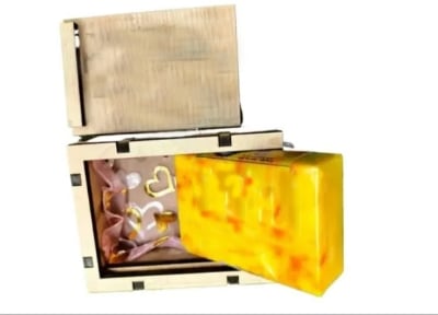 Picture of Hand Made Goat Milk Jafran Soap With Wooden Box 100g(Floral)