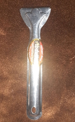 Picture of Thin Cocunut Cutter (1 Piece)