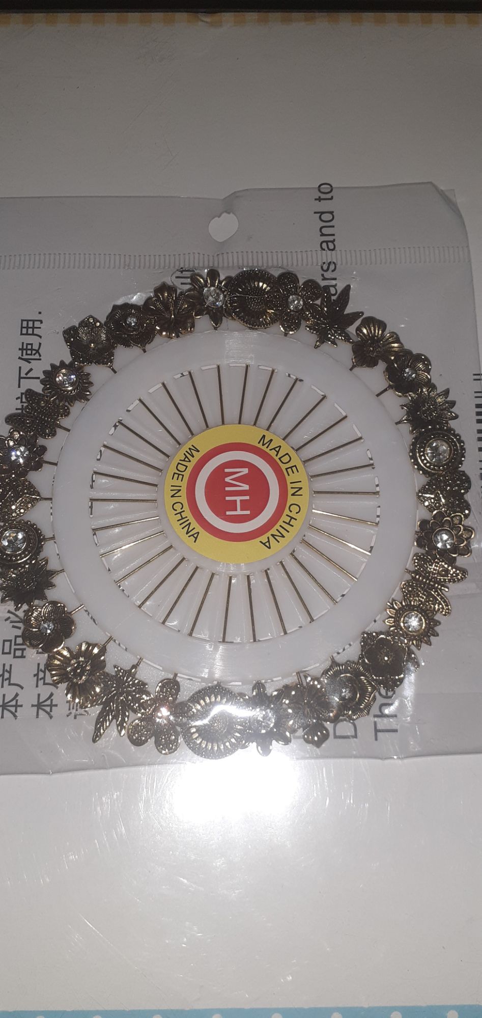 Picture of 5 pieces antic metal hijab pins or broonches