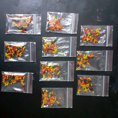 Picture of 50 packets multicolored magic balls or orbeez ( 5000 pieces)