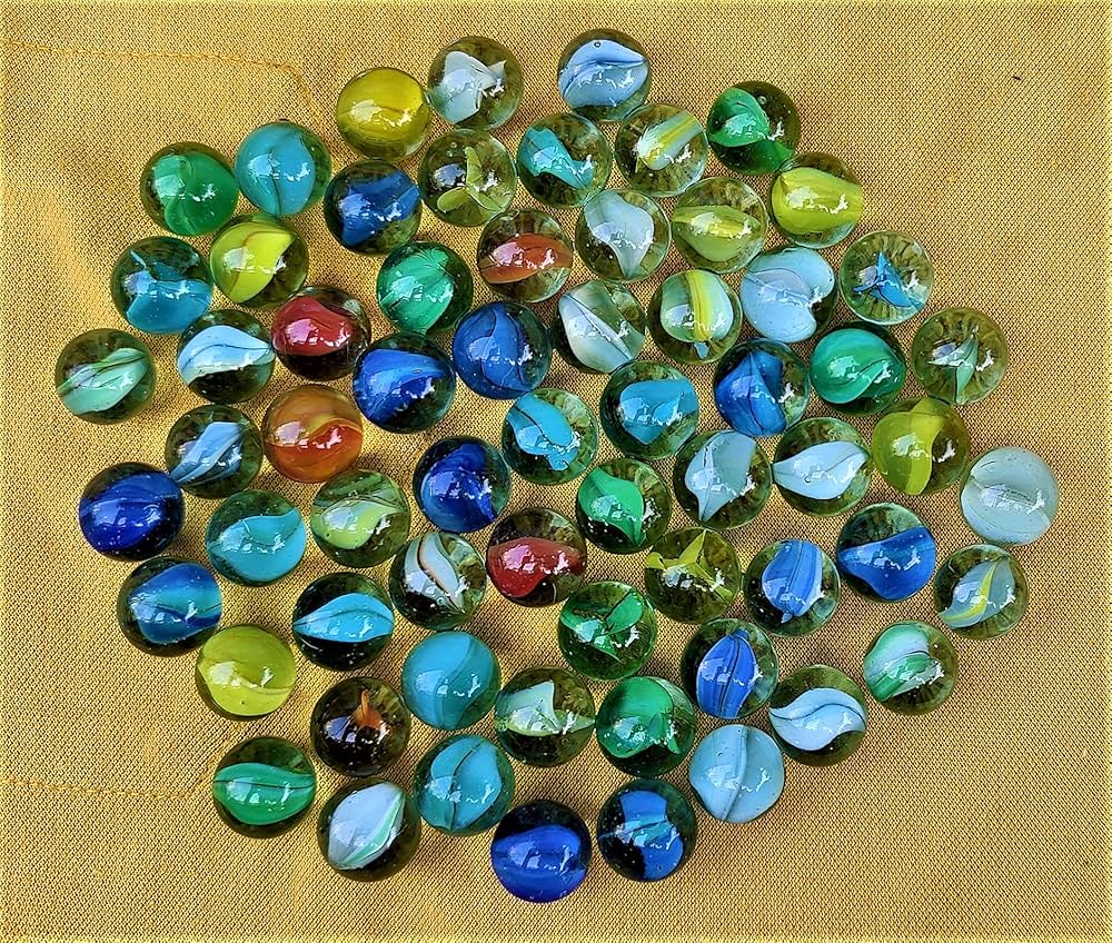 Picture of 100 pieces Marbles for decorating or for play